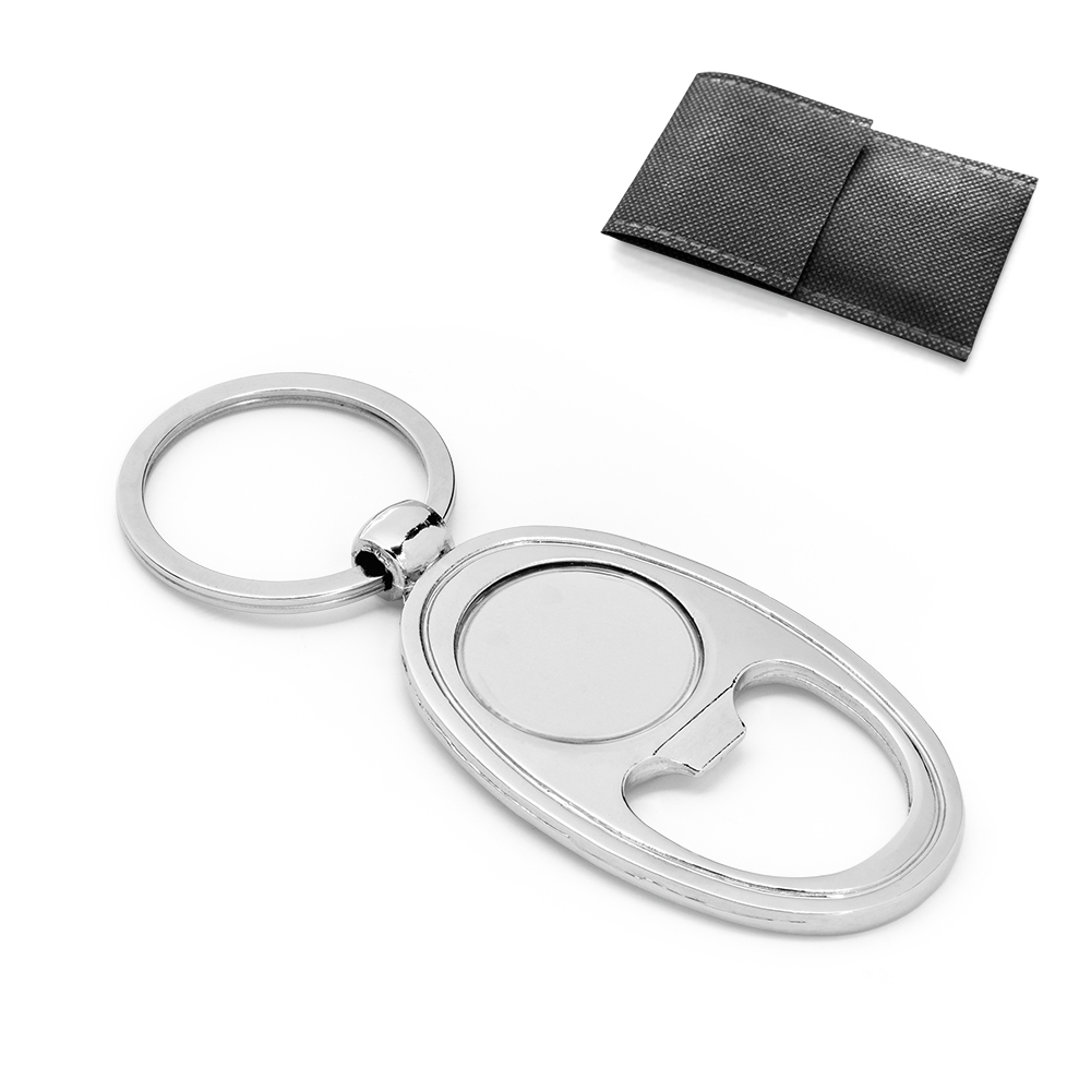 Chaveiro em metal com abridor de garrafa