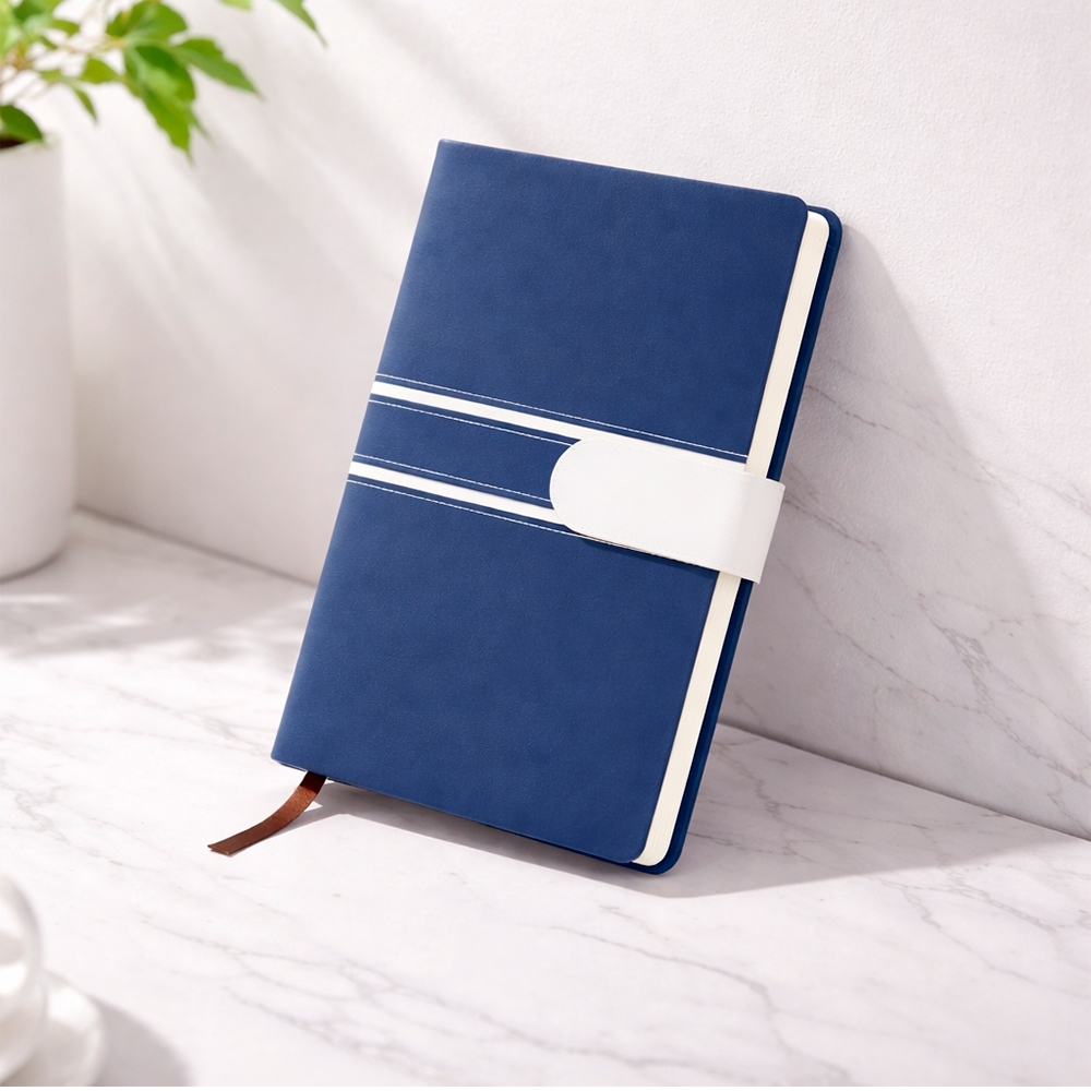 Caderneta com capa em couro sintético 21,1 x 15,5 Personalizada